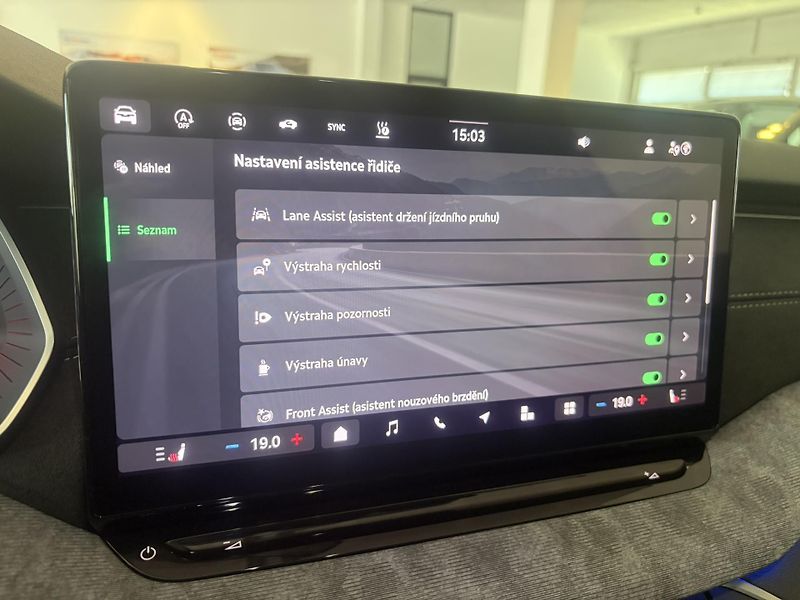 Škoda Octavia 1.5TSi DSG Selection Premium 1 - fotka 8 z 20