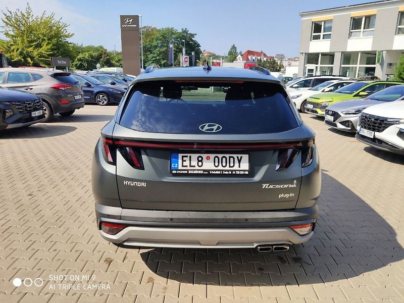 Hyundai Tucson 25 1,6 TGDI PH 4WD AT E 20 PR - fotka 4 z 9