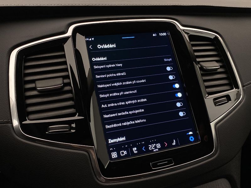 Volvo XC90 B5 AWD DARK PLUS AUT REZERVACE - fotka 42 z 49
