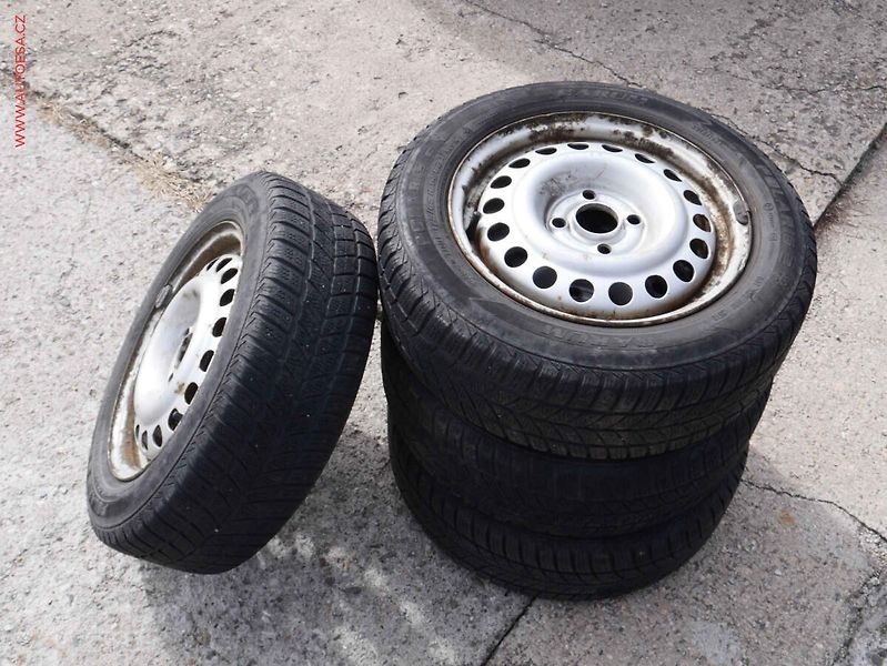 Opel Corsa (2000) 1.2i, ČR - fotka 16 z 16