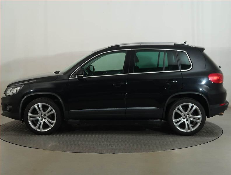 Volkswagen Tiguan (2012) Sport&Style 2.0 TSI, 4X4 - fotka 3 z 14