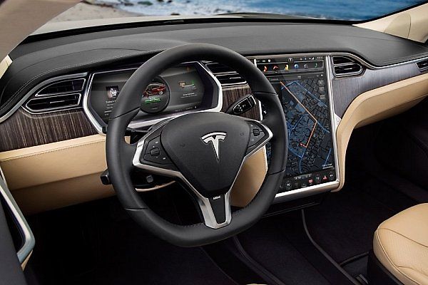 Tesla Model S.