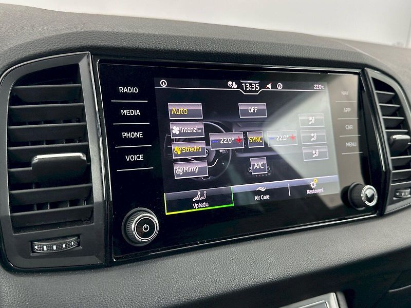Škoda Karoq (2024) DSG 1.5TSI 110kW Selection Fre - fotka 16 z 31