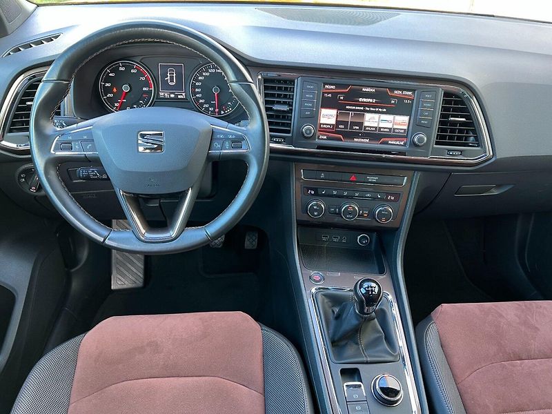 Seat Ateca (2017) 1.4 TSI 110kW Xcellence! R19! - fotka 14 z 43