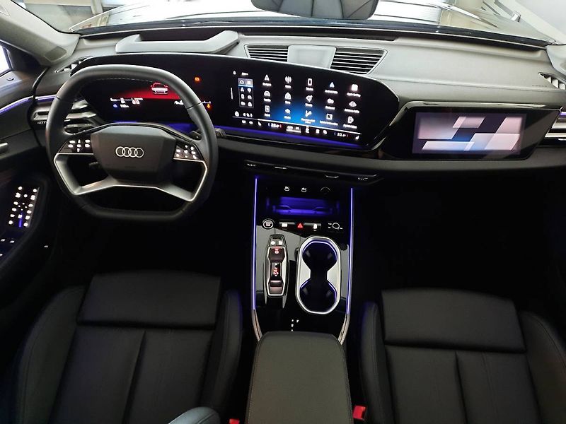 Audi A6 (2025) Avant 3.0 TFSI quattro (270kW/ - fotka 5 z 25