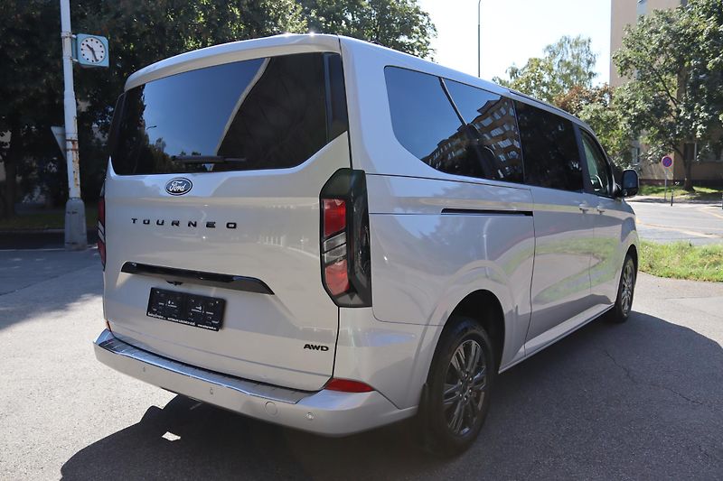 Ford Tourneo Custom Ford Tourneo Custom titaniumL2 - fotka 12 z 55