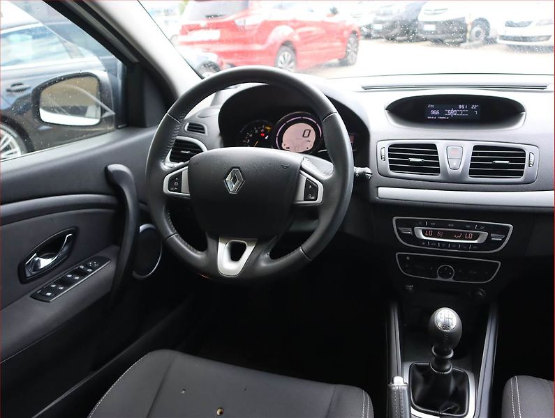 Renault Mégane (2012) 1.4 TCe, LPG, Serv.kniha - fotka 7 z 16