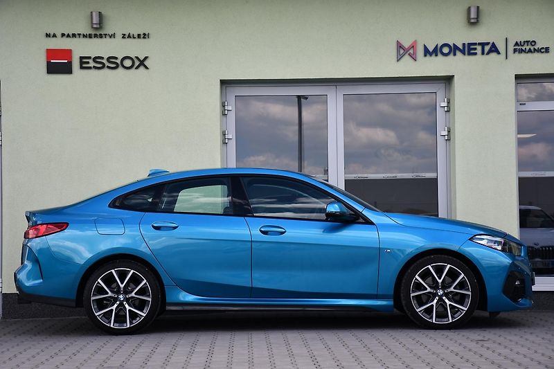 BMW Řada 2 218d M-SPORT 1M ČR 3LZÁRUKA - fotka 6 z 42