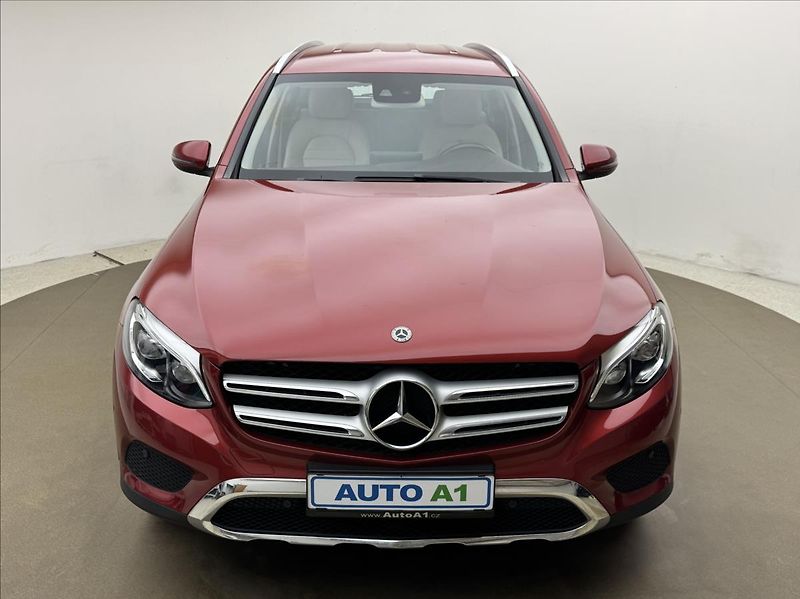 Mercedes-Benz GLC 2,0 DPH 4X4 LED KŮŽE 2XKOLA CZ - fotka 2 z 43