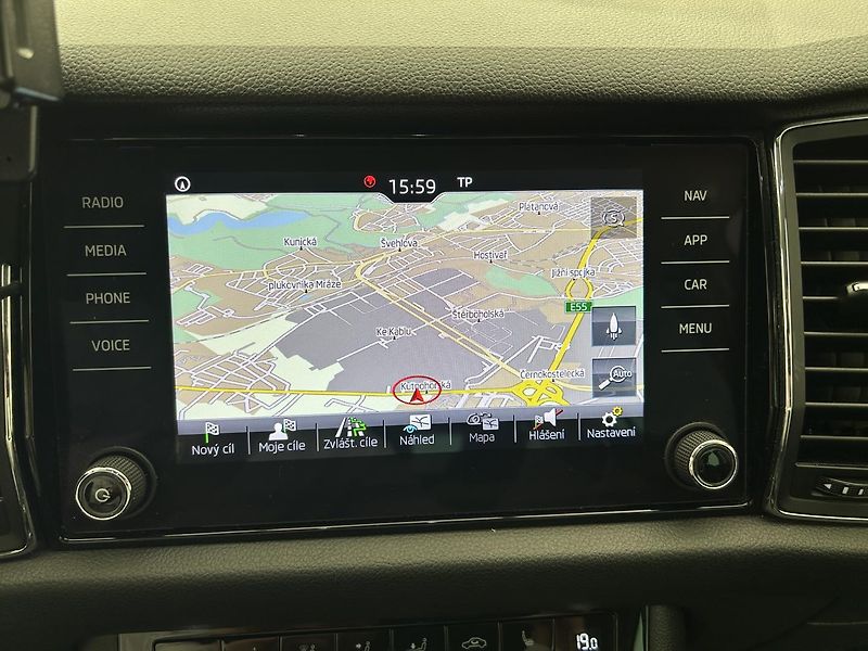 Škoda Kodiaq 2.0 TDI 4x4 Style - fotka 17 z 27