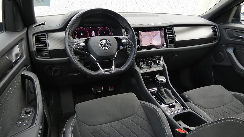 Škoda Kodiaq 2,0 TDI DSG 4x4 Sportline - fotka 5 z 26