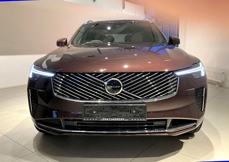 Volvo XC90 (2026) B5 AWD PLUS BRIGHT  - fotka 3 z 8