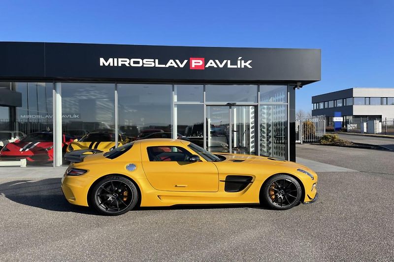 Mercedes-Benz SLS AMG BLACK SERIES - fotka 4 z 20