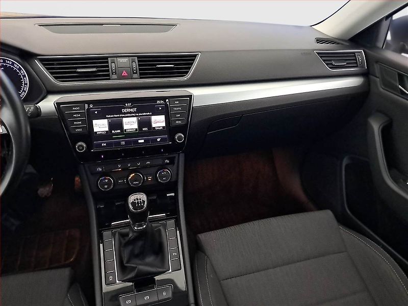 Škoda Superb (2017) Ambition 1.6 TDI, Navi - fotka 8 z 17