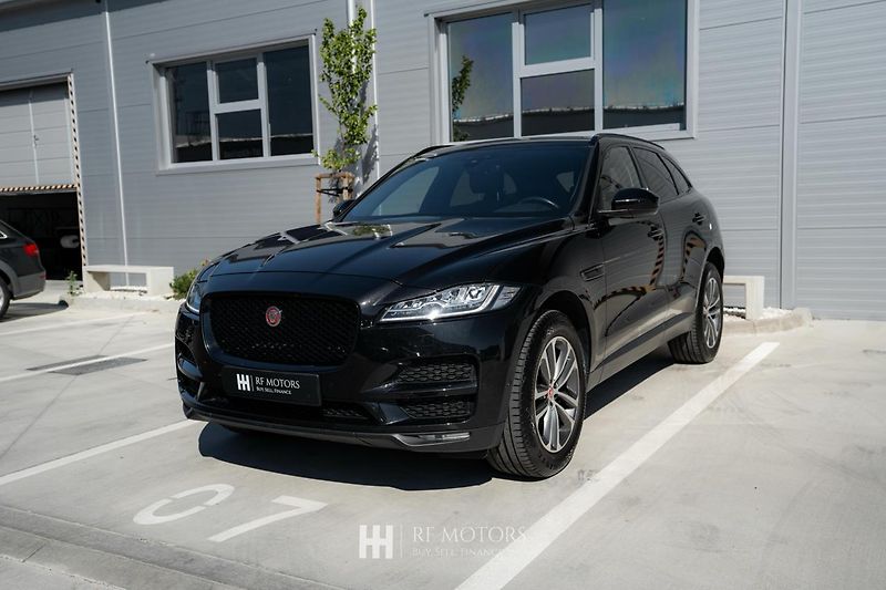 Jaguar F-Pace (2020) 2.0 P250 184kW 4x4 - fotka 3 z 43