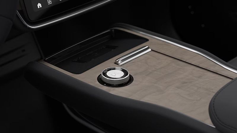 Volvo EX90 (2026) PURE ELECTRIC SINGLE PLUS 7m. - fotka 16 z 17