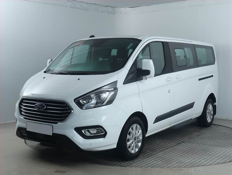 Ford Tourneo Custom (2023) Trend 2.0 EcoBlue mHEV, 1Maj - fotka 2 z 15
