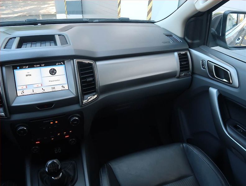 Ford Ranger (2018) 2.2 TDCi - fotka 8 z 19