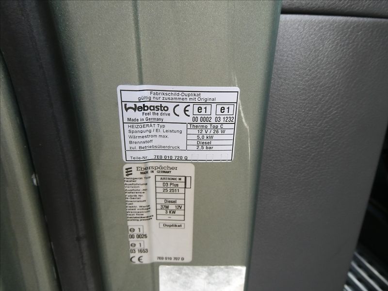 Volkswagen Multivan 2,0 TDi DSG 4x4,závěs,HIGHLINE - fotka 39 z 44