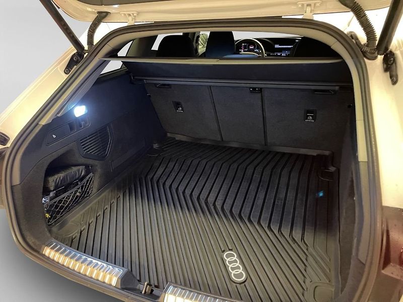 Audi A5 TDI quattro NezTo Tech+ Matrix - fotka 13 z 15