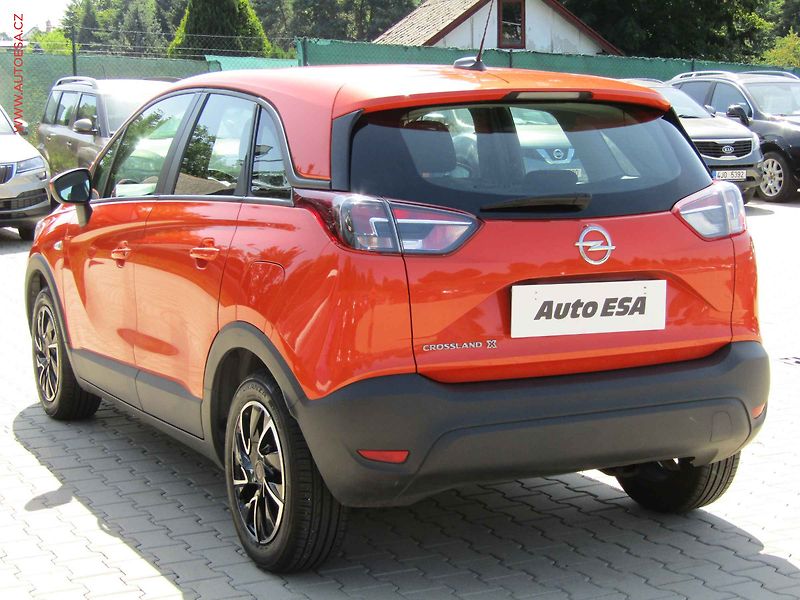 Opel Crossland X (2020) 1.2i, AC, výhřev sed - fotka 6 z 17