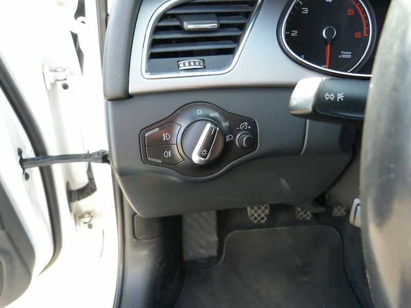 Audi A4 Avant 2.0 Tdi 4x4 - fotka 14 z 22