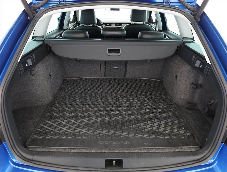 Škoda Octavia (2015) 2.0 TDI 4x4, 4X4, Serv.kniha - fotka 18 z 19