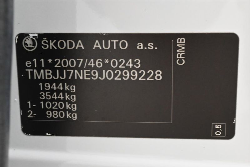 Škoda Octavia 2,0 TDI 110 kW DSG Clever Záru - fotka 12 z 30