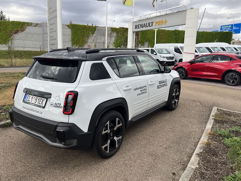 Renault 4 E-TECH (2026) techno 150 k comfort range  - fotka 4 z 10