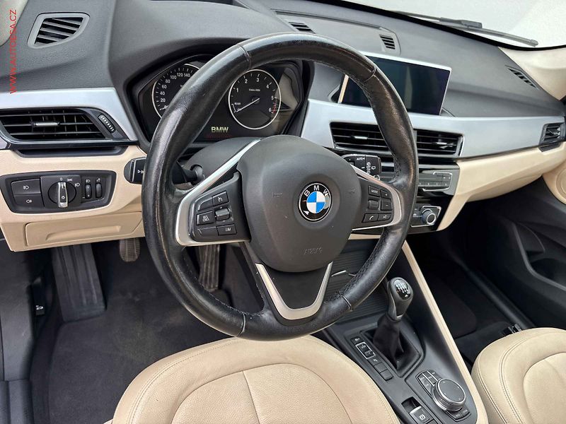 BMW X1 (2018) 1.5d SDrive16d, Navi, kamera - fotka 12 z 19