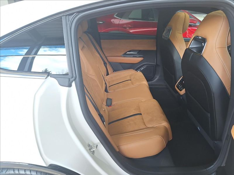 Mazda 6e EV 258ps 1AT RWD Takumi Plus - fotka 4 z 13
