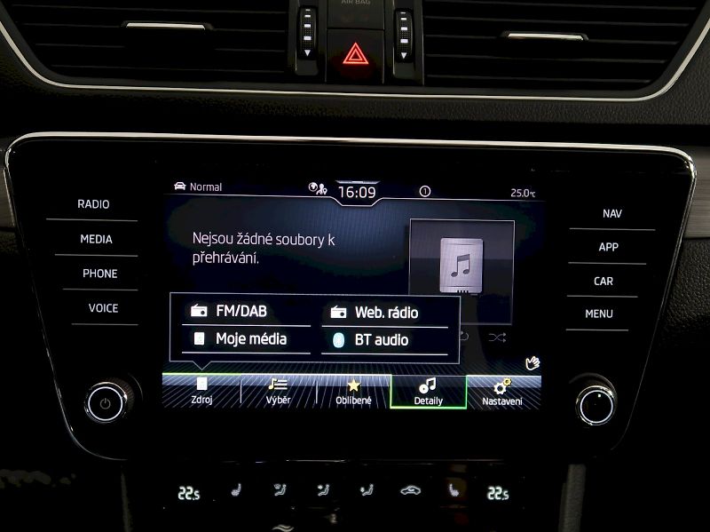 Škoda Superb (2022) STYLE 2.0TSI 140KW - fotka 24 z 39