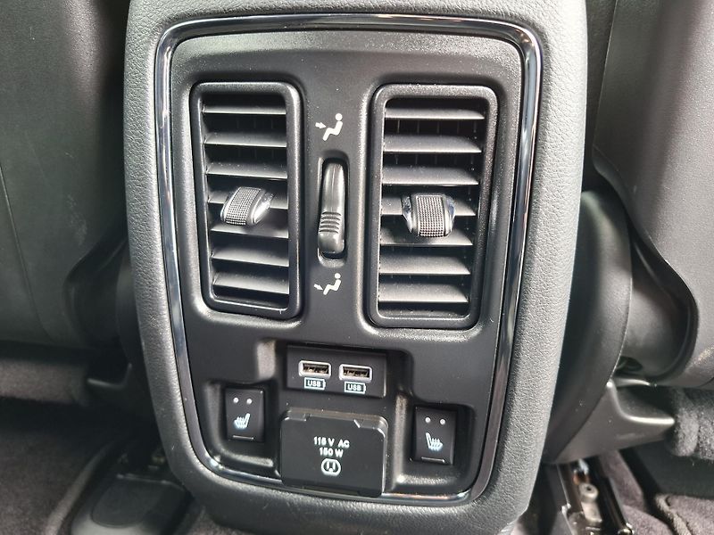Dodge Durango (2017) R/T 5,7L V8 4x4, REZERVACE - fotka 12 z 46