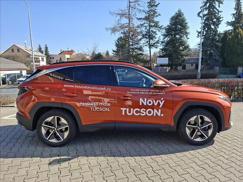 Hyundai Tucson 1,6 T-GDi  PREMIUM 4x4 automat - fotka 3 z 22