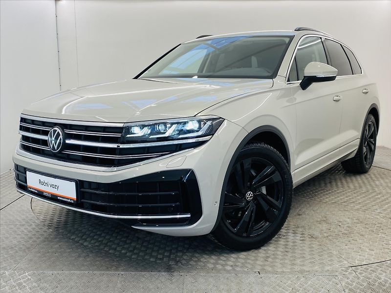 Volkswagen Touareg 3,0 Elegance nez. topení - fotografie inzerátu