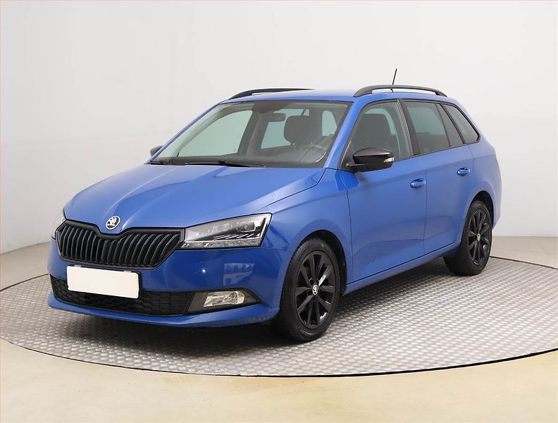 Škoda Fabia (2022) 1.0 TSI, Navi, Tempomat - fotka 2 z 22