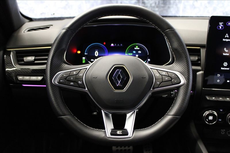 Renault Arkana 1,6 E-TECH Engeneering - fotka 16 z 42