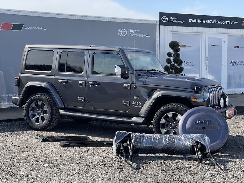 Jeep Wrangler 2.2CRD, ČR, Overland, 4x4 - fotka 1 z 38