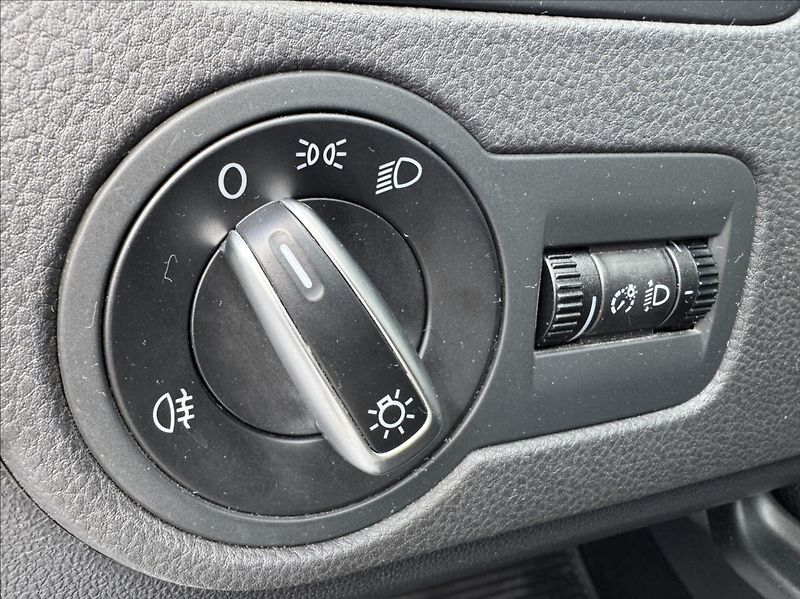 Volkswagen Polo 1,2 i 51kW Comfortline původČR - fotka 26 z 50