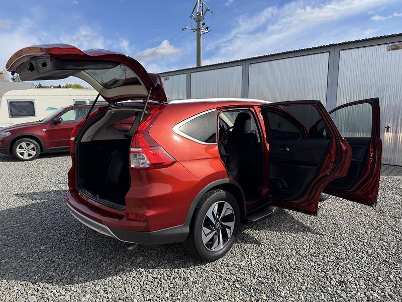 Honda CR-V 1.6CT-Di 4x4 160PS ČR 145TKM!! - fotka 134 z 159