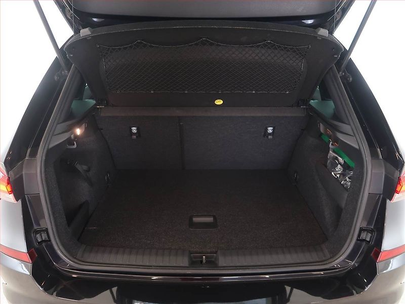 Škoda Kamiq (2019) Style 1.6 TDI, Serv.kniha - fotka 14 z 27