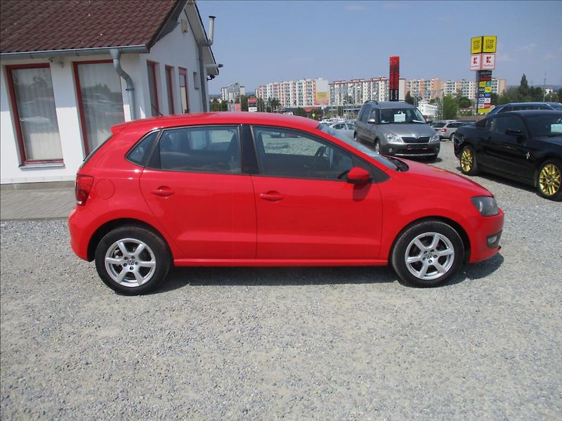 Volkswagen Polo 1,2 TSi, klima, serv. kniha, - fotka 5 z 25