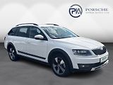 Škoda Octavia Combi SCOUT 2.0 TDI DSG 4x4  1 - náhled 6