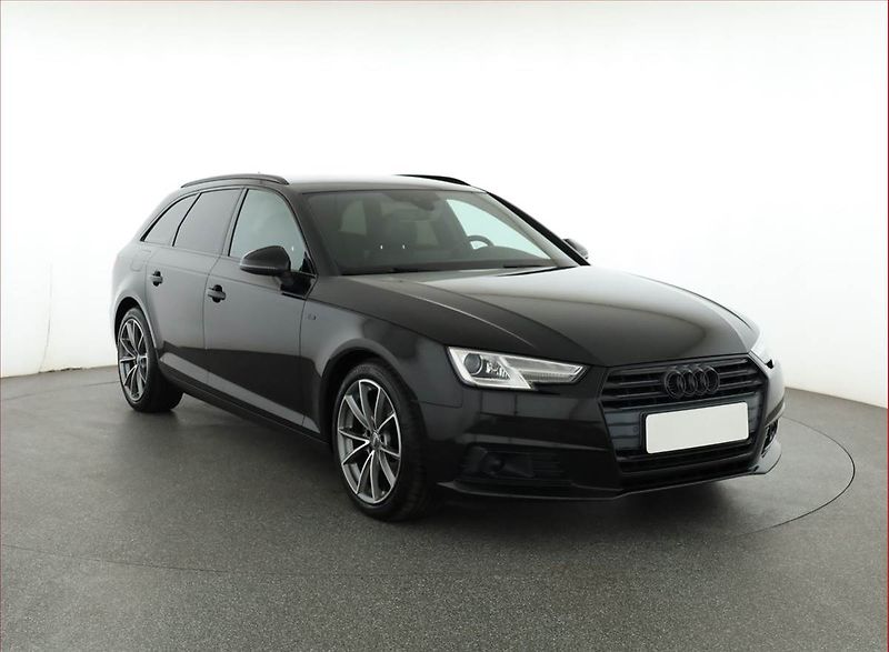 Audi A4 (2016) S-Line 2.0 TDI, Automat - fotografie inzerátu