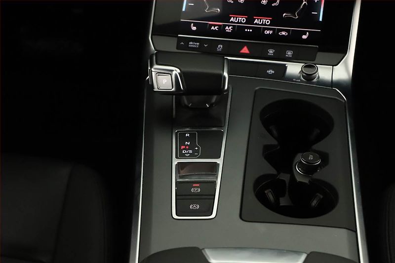 Audi A6 Allroad (2020) 50 TDI - fotka 10 z 21