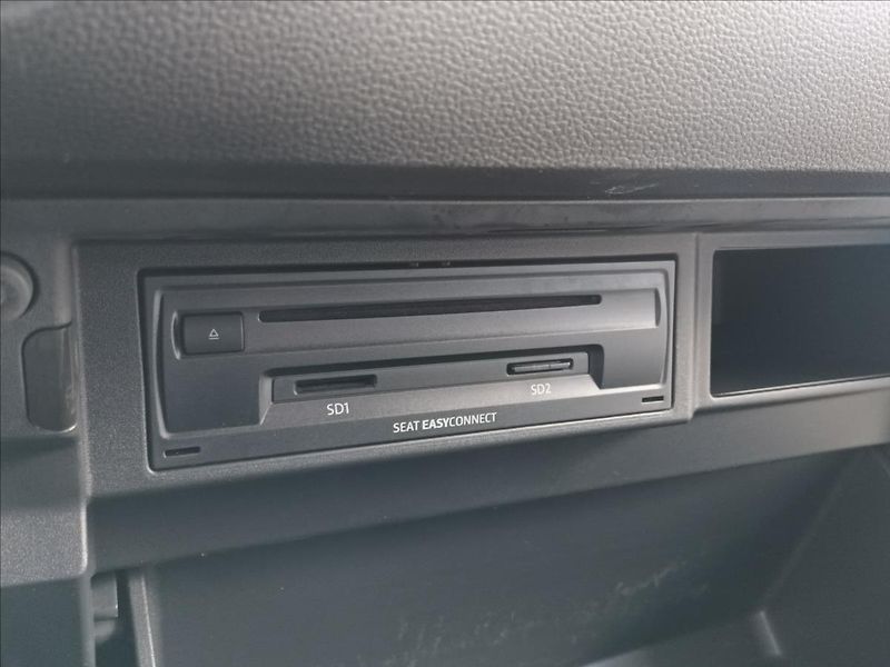 Seat Ateca 1,0 TSI,85KW,NAVI,ROZVODY, - fotka 40 z 44