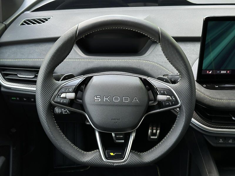 Škoda Elroq RS 340PS 4x4 84iV Matrix-LED H - fotka 23 z 53