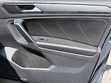 Volkswagen Tiguan 2.0 TSI DSG 4MOTION R-LINE 140 - náhled 28