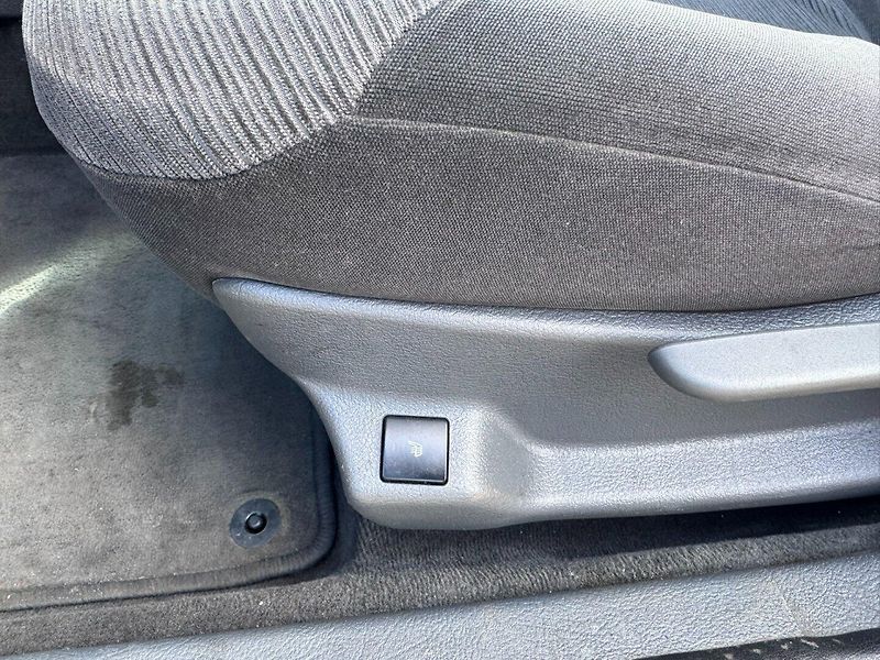 Citroën C5 (2008) AUTOMAT 2,0i 103 KW STK - fotka 20 z 48
