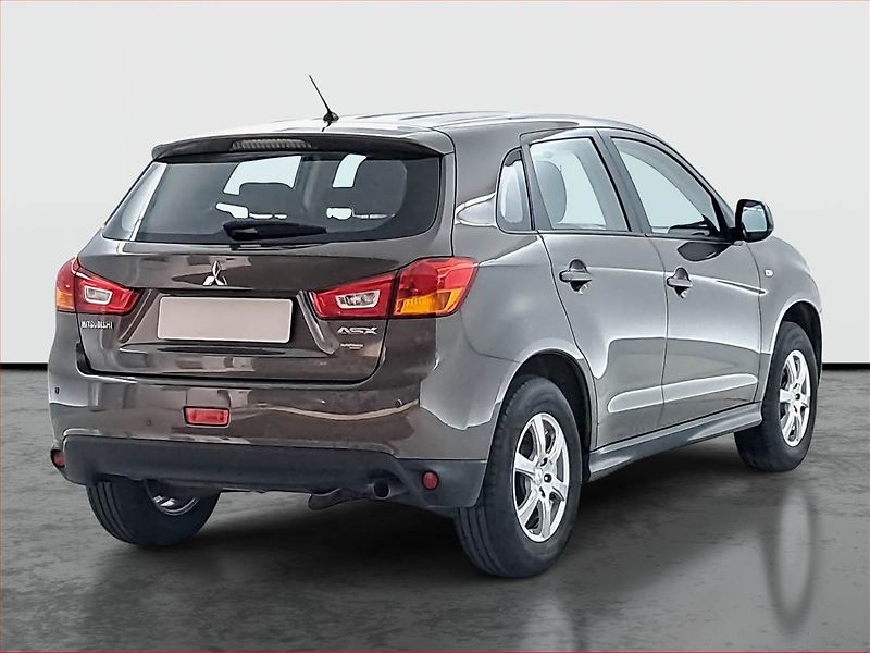 Mitsubishi ASX (2016) 1.6 MIVEC, ČR,1.maj - fotka 5 z 15